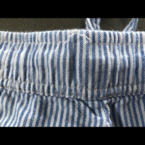 Vineyard Vines Seersucker Blue and White Shorts - Picture 4 of 7